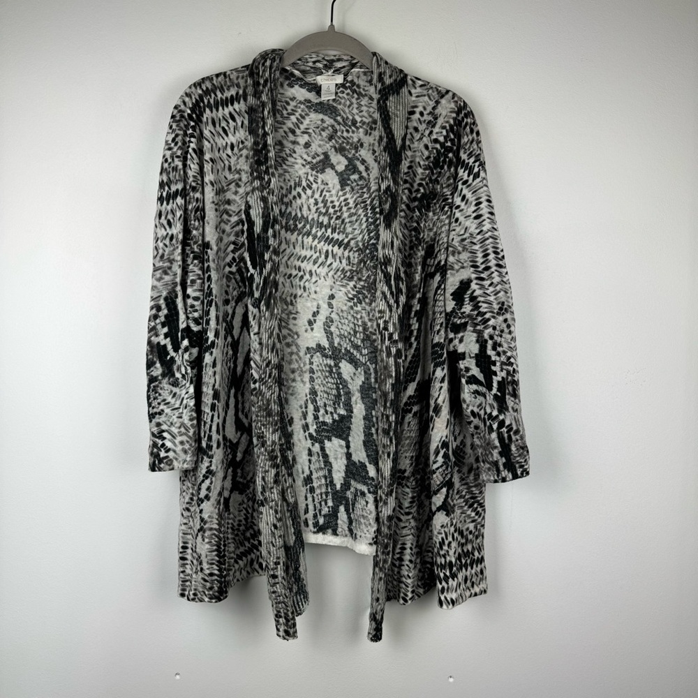 Chico’s Gray Reptile Print Lightweight Open Cardigan Sweater, Size 4 (XL/20)